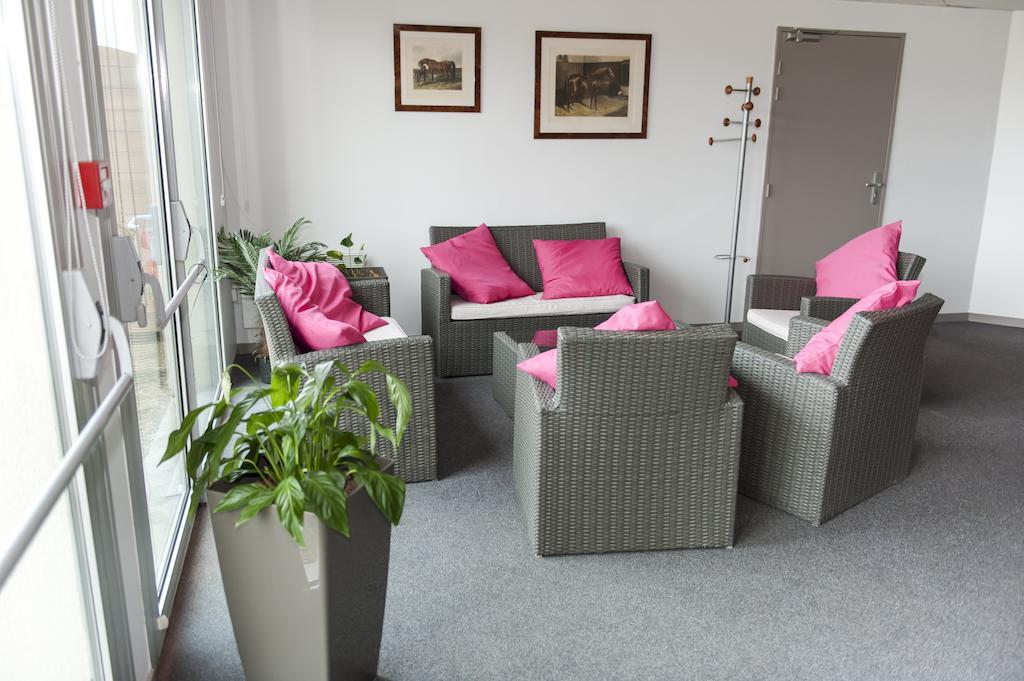 Armony Hotel Bourg-Achard Ngoại thất bức ảnh